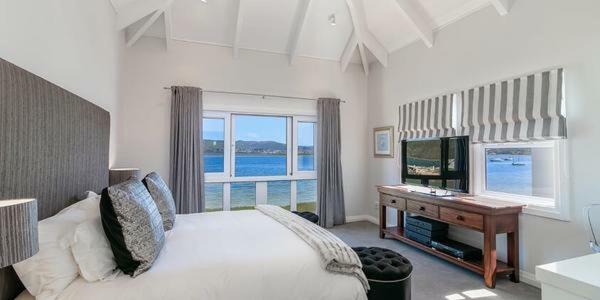 Appartement On The Water - Thesen à Knysna Extérieur photo
